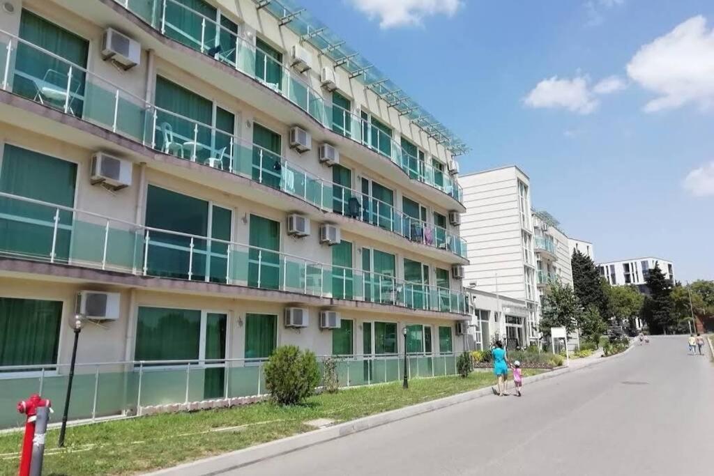 Seaview Apartment - Clara Sarafovo - 100M To Sea Burgas Exterior photo