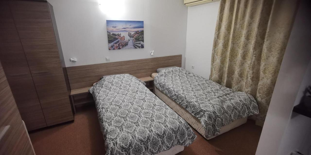 Seaview Apartment - Clara Sarafovo - 100M To Sea Burgas Exterior photo