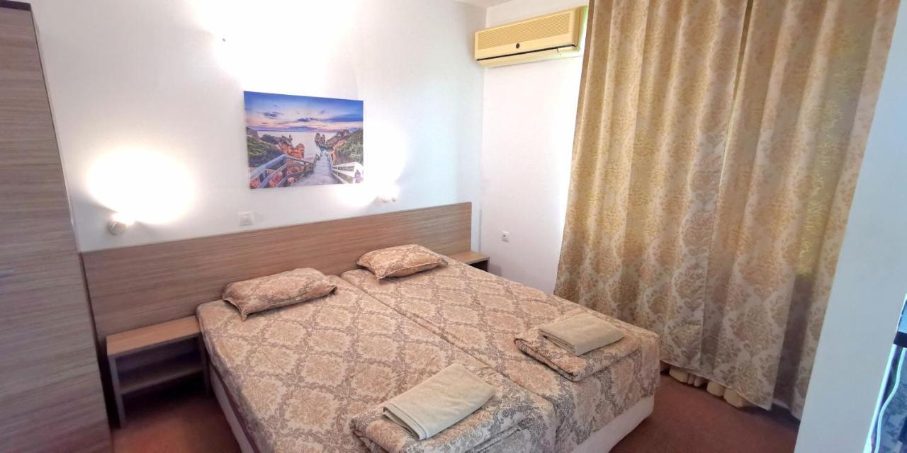 Seaview Apartment - Clara Sarafovo - 100M To Sea Burgas Exterior photo